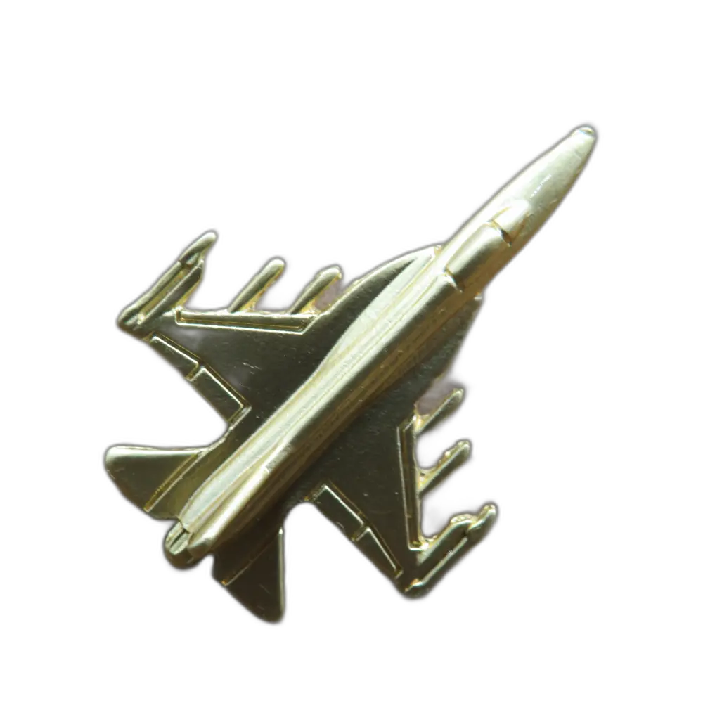 F-16 Fighting Falcon Dorado Medium Pin