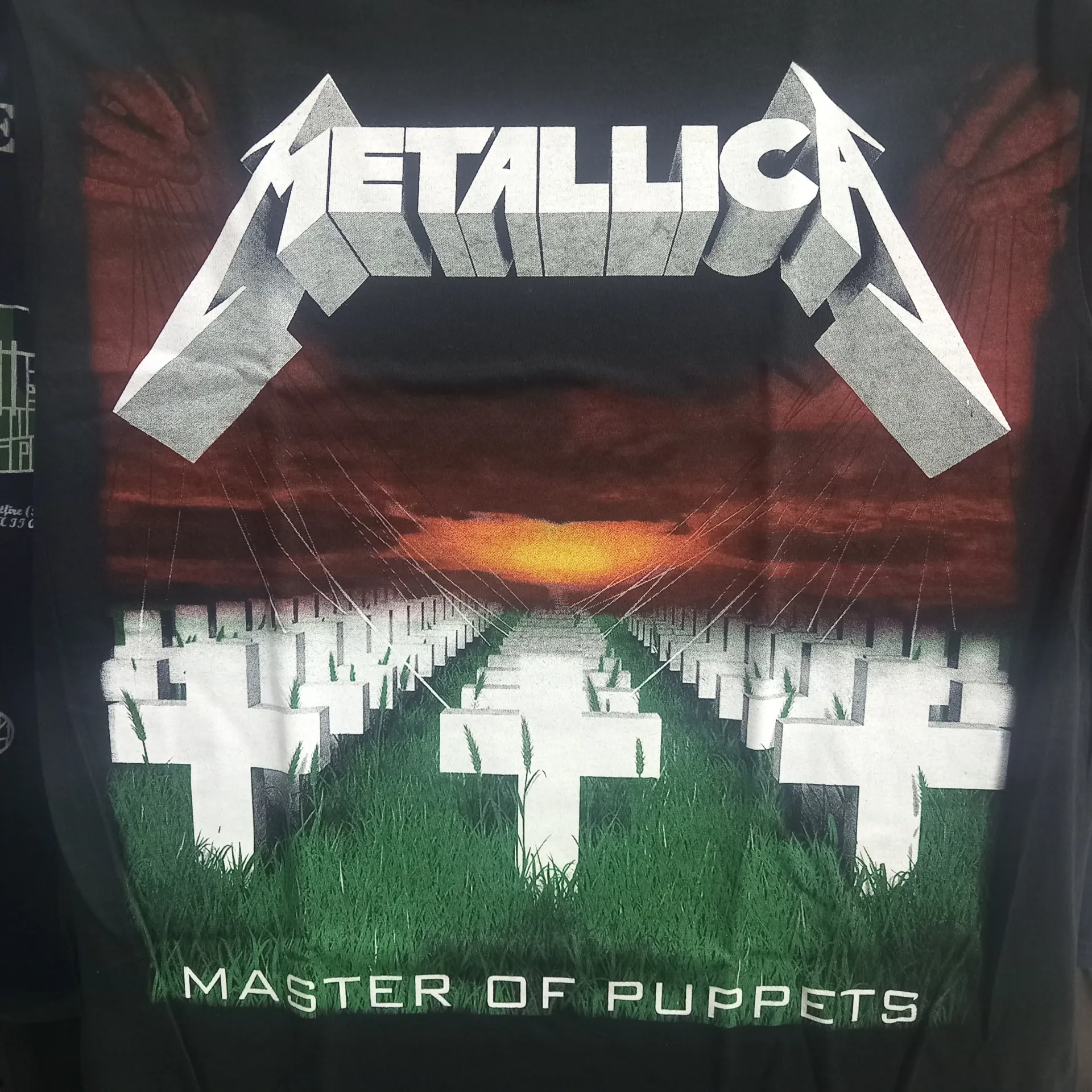 [023 003 S] Metallica : Master Of Puppets Album Polera (S)
