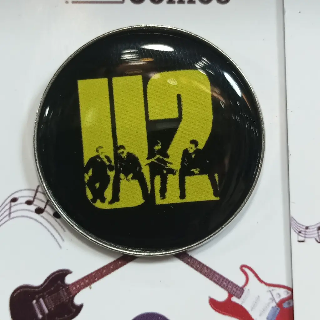 [0001] U2 : Logo Amarillo Redondo Pin